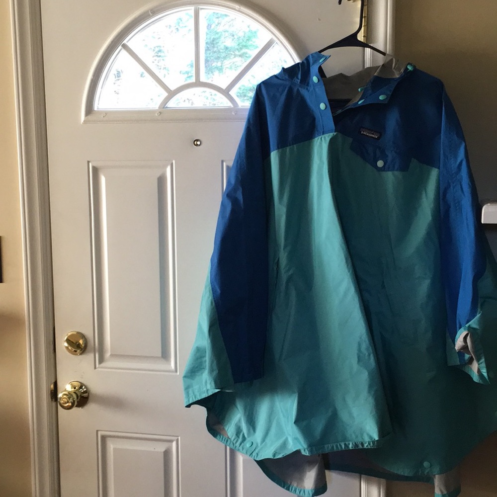 Patagonia poncho jacket
